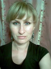 Таня Грудень, консультант інформації 